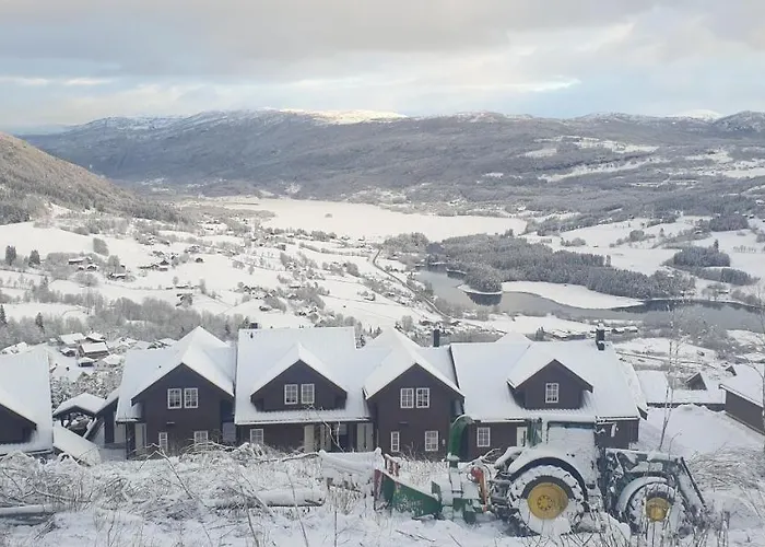 Casa de Férias New And Exclusive In Voss With A Great View Skulestadmo